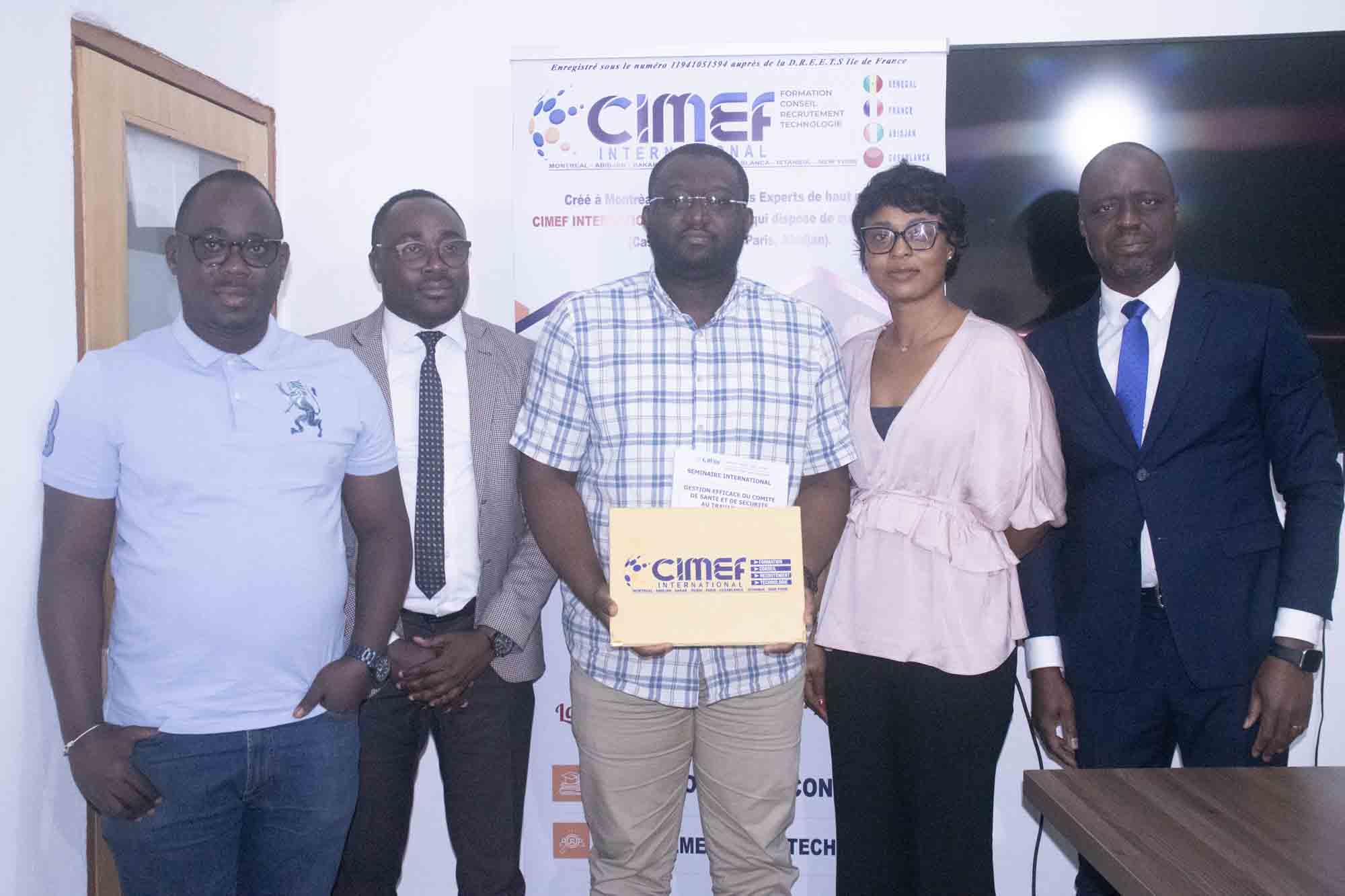 Inclusion financière et système de paiement de masse :cas de Mobile Money